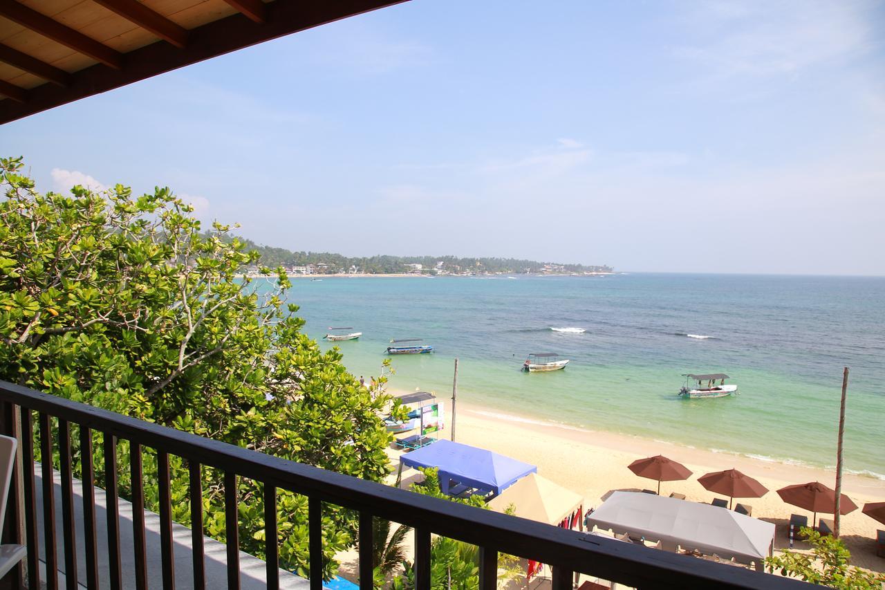 Wave Beach Resort Unawatuna Exterior photo